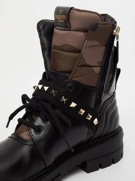 VALENTINO GARAVANI - Rockstud Combat Boot In Nero/ Camo