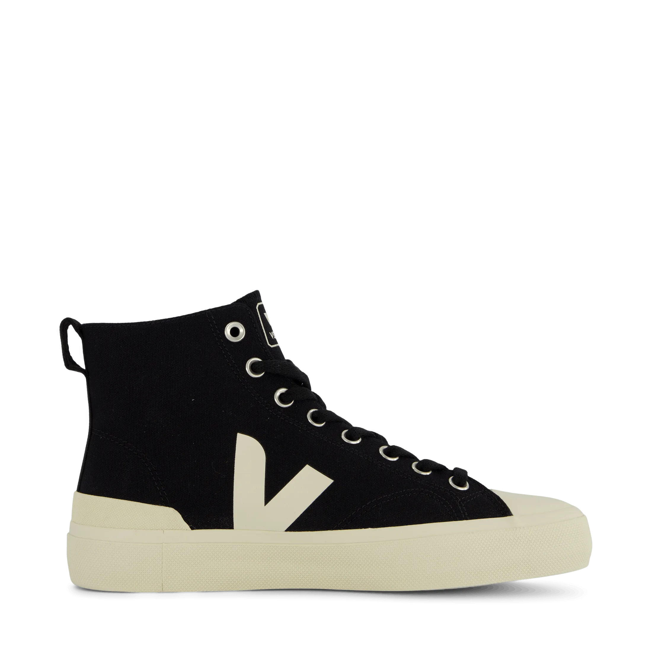 Wata Ii Canvas Black Pierre