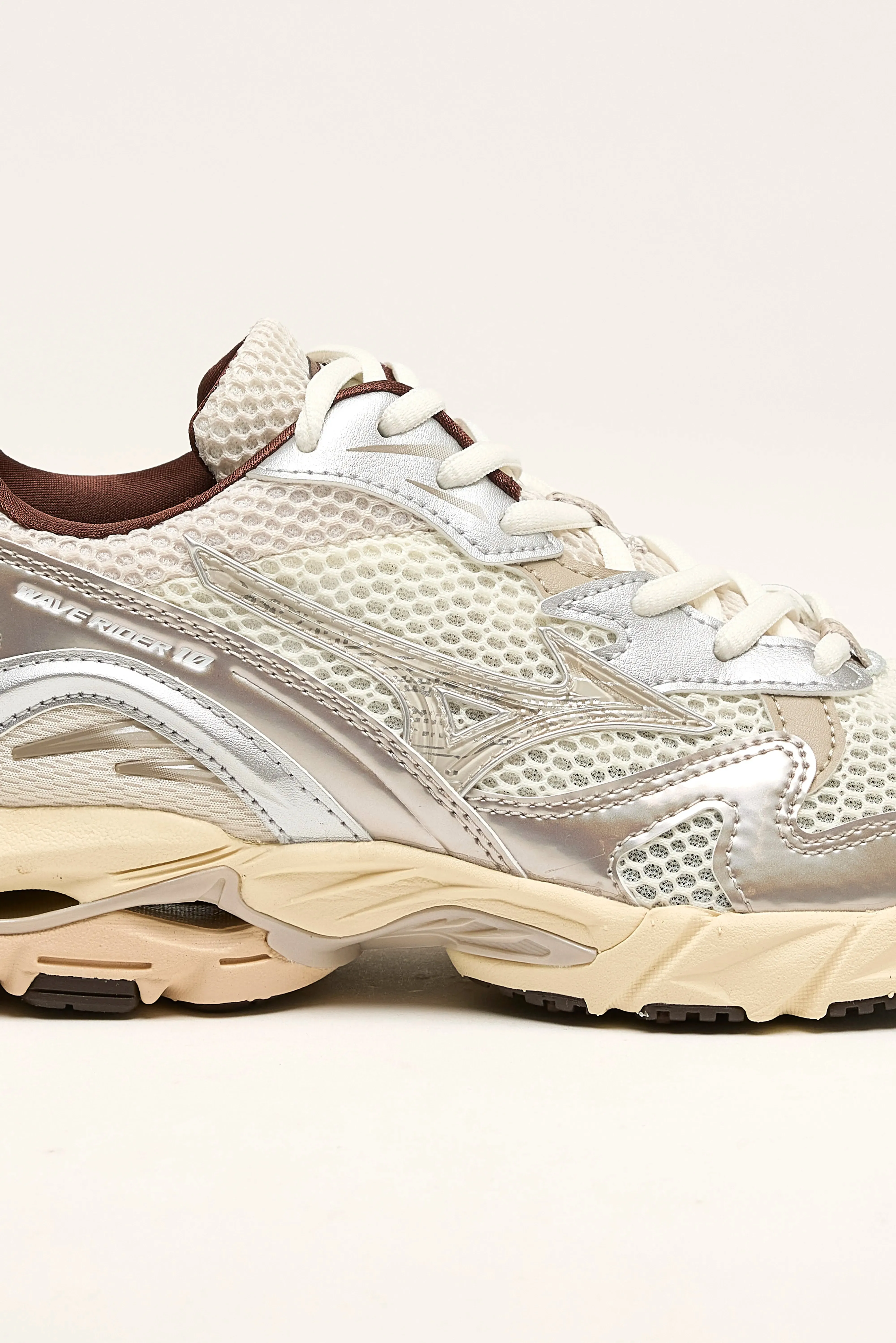 Wave Rider 10 for Women (242 / W / SILVER)